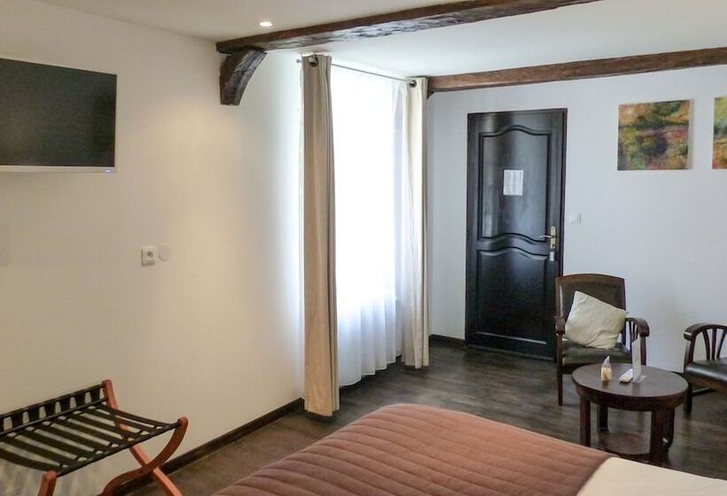 חדר סופריור, Le Relais Du Beffroi