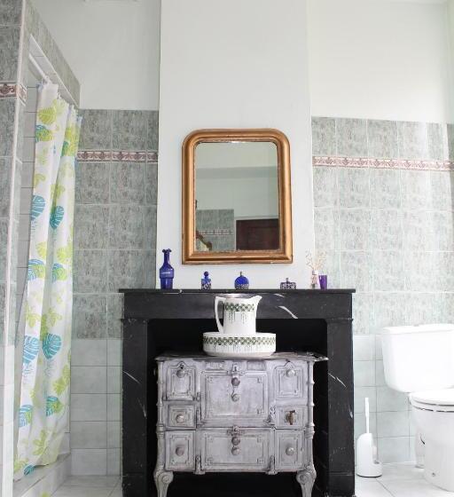 غرفة كومفورت ثلاثية, Le Val Du Roy