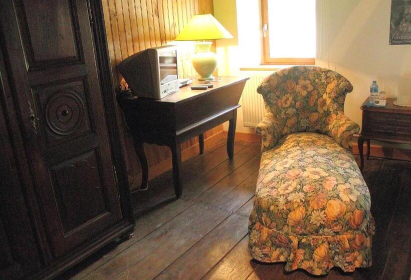 غرفة قياسية رباعية, Le Val Du Roy