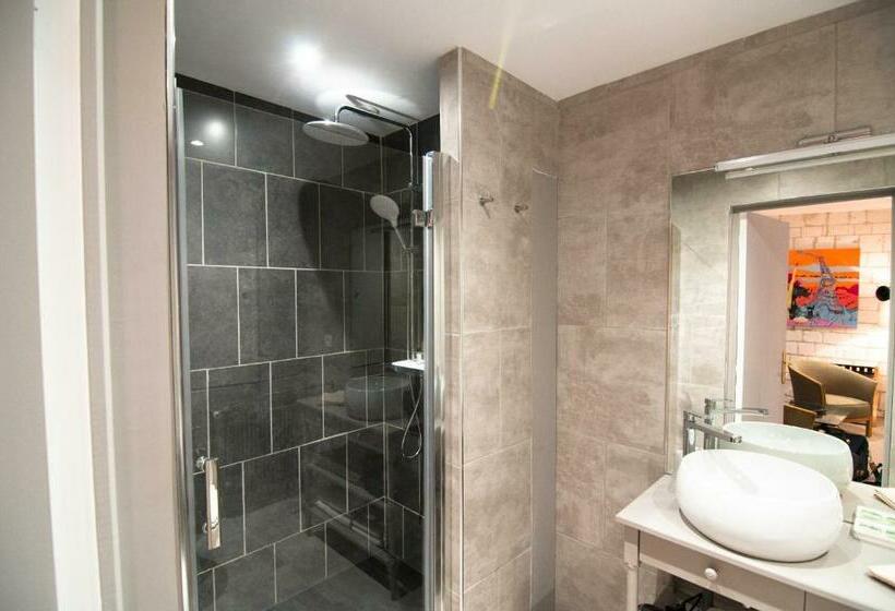 חדר סטנדרט, Le Relais Du Beffroi