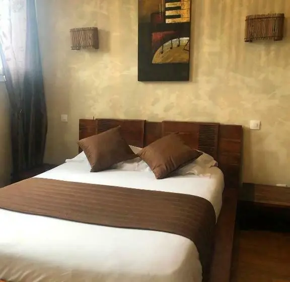 スーペリアールーム, Roissy Chambres