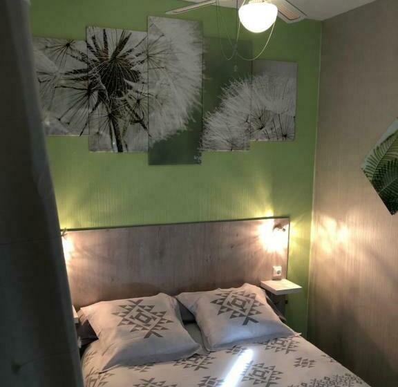 Номер Стандарт, Des Remparts