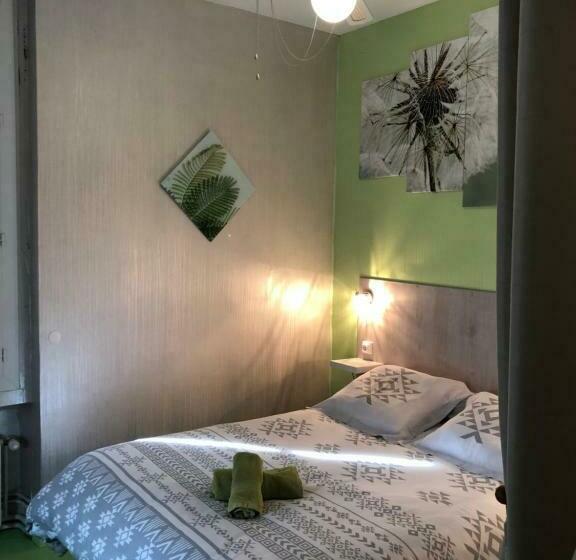 Номер Стандарт, Des Remparts