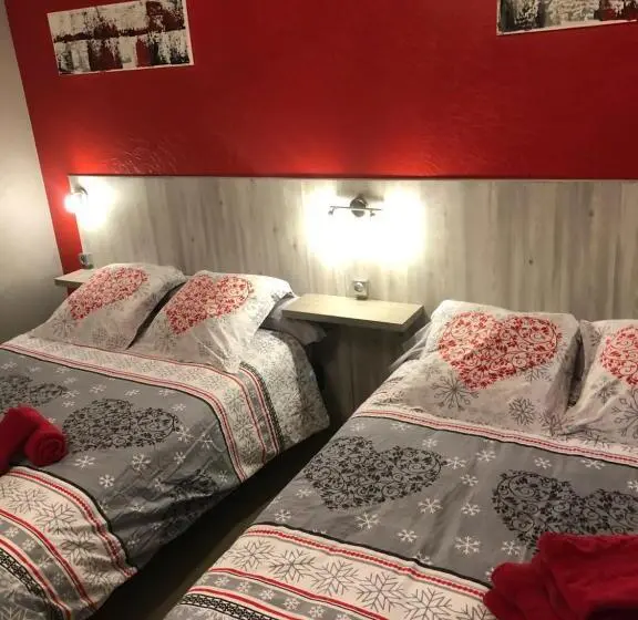 スタンダード４人部屋, Des Remparts