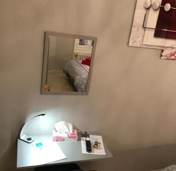 スタンダード４人部屋, Des Remparts