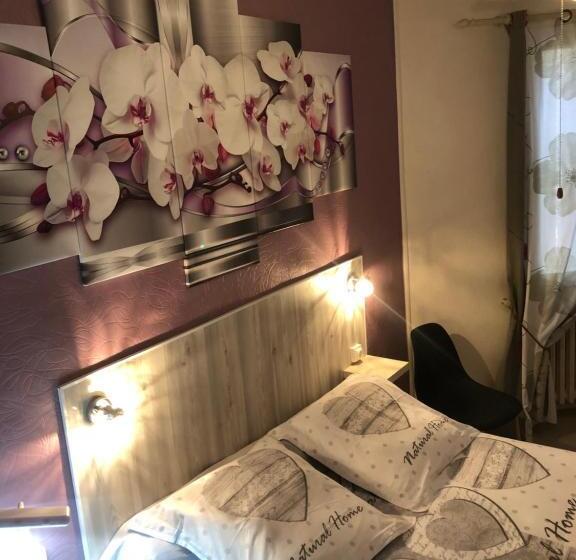 Номер Стандарт Трехместный, Des Remparts