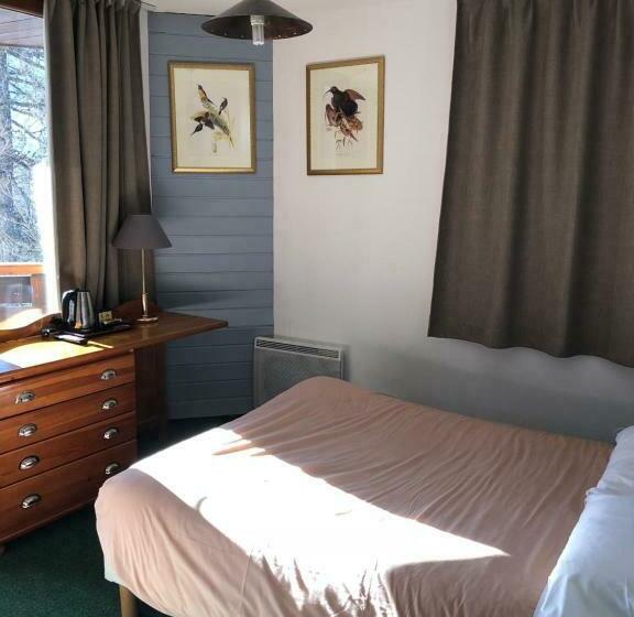 Номер Стандарт Трехместный, Hôtel Les Trappeurs