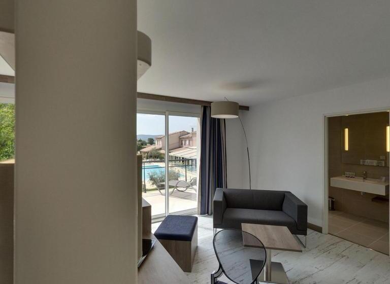 جناح كومفورت, Le Domaine Des Oliviers