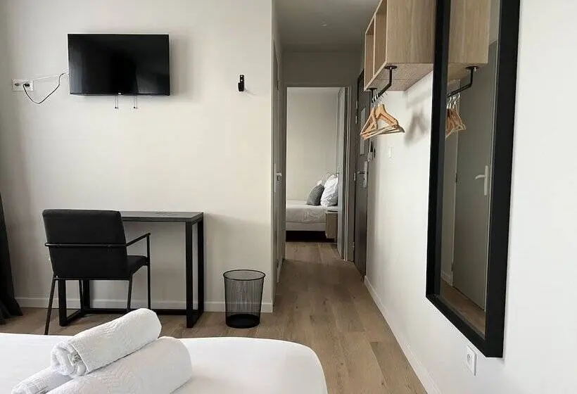 Comfort Kolmen Hengen Huone, Hôtel Le Ponson