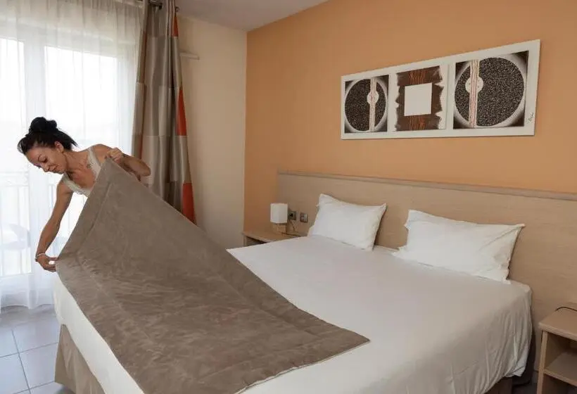 スタンダードルーム, The Originals Boutique, Hotel L Occitan, Aubagne