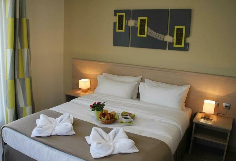 חדר סטנדרט, The Originals Boutique, Hotel L Occitan, Aubagne