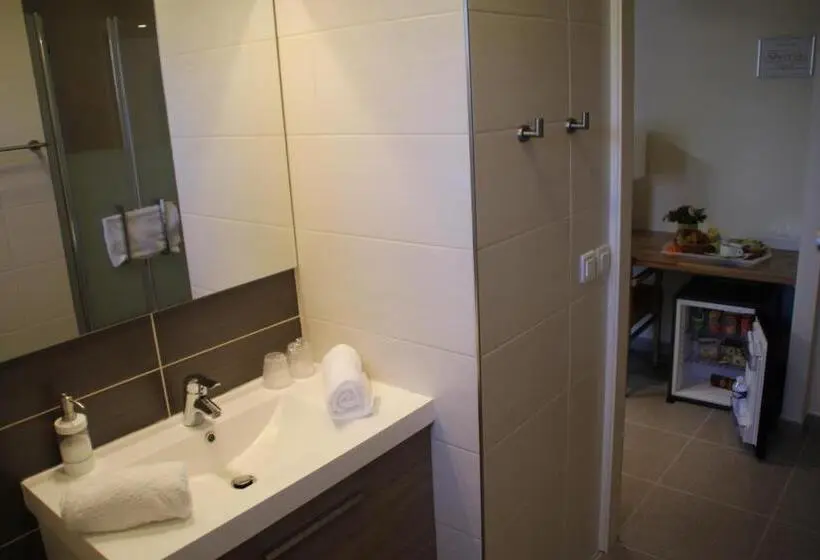 テラス付きスタンダードルーム, The Originals Boutique, Hotel L Occitan, Aubagne
