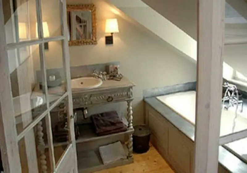 اتاق سوپریور, Au Grey D Honfleur