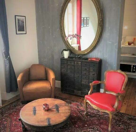 スタンダードインサイドビュールーム, Chambres D'hôtes Couleurs Du Temps