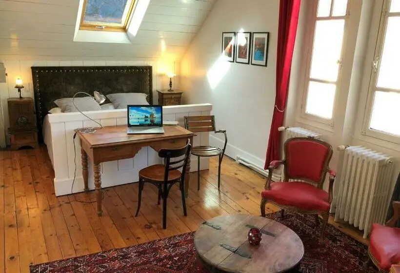 スタンダードインサイドビュールーム, Chambres D'hôtes Couleurs Du Temps