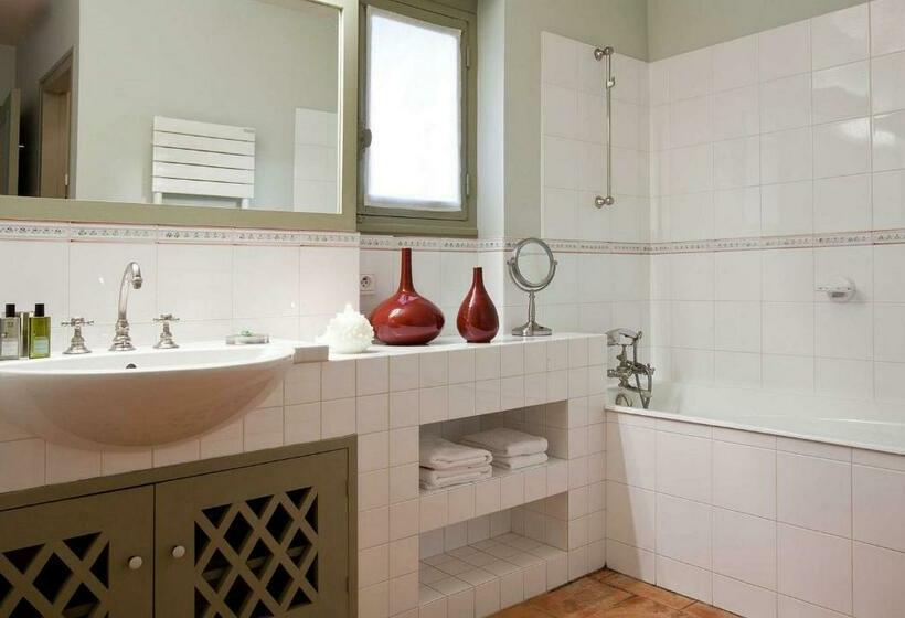 スーペリアールーム, Château Ormes De Pez