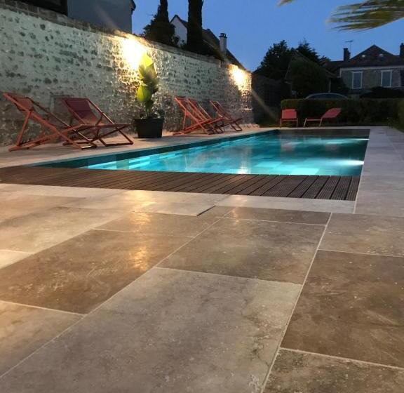 Семейный Полулюкс, Clos Saint Nicolas