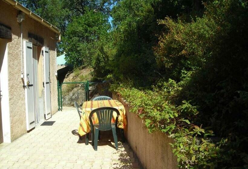 家庭间, La Villa Sam