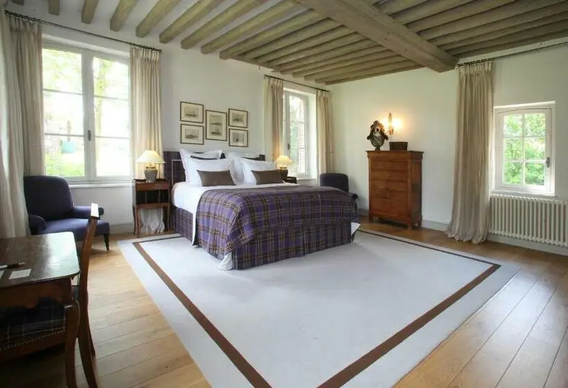 سوییت جونیور, Le Clos De Grace