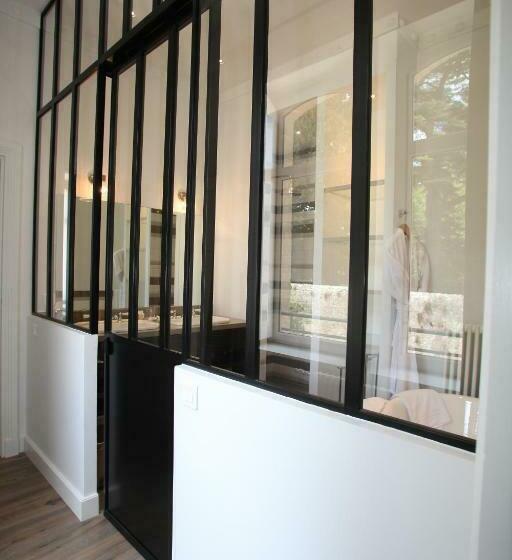 سوئیت خانواده 2 خوابه, Le Clos De Grace