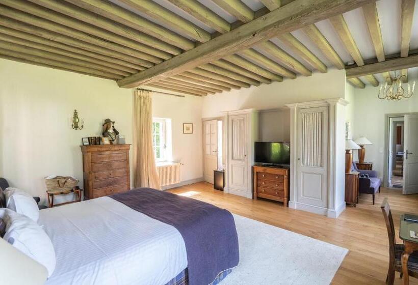 سوییت جونیور, Le Clos De Grace