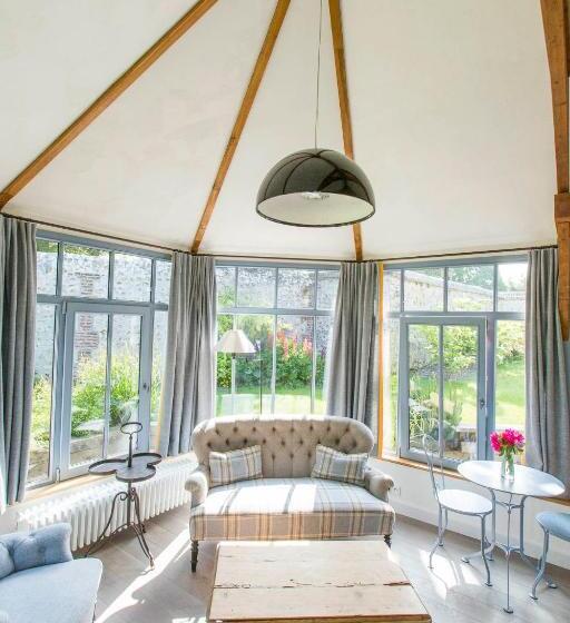 سوییت, Le Clos De Grace