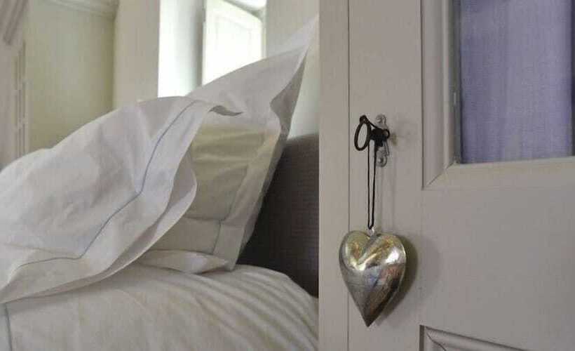 سوییت جونیور, Le Clos De Grace