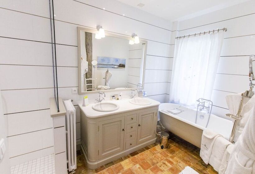 سوییت جونیور, Le Clos De Grace