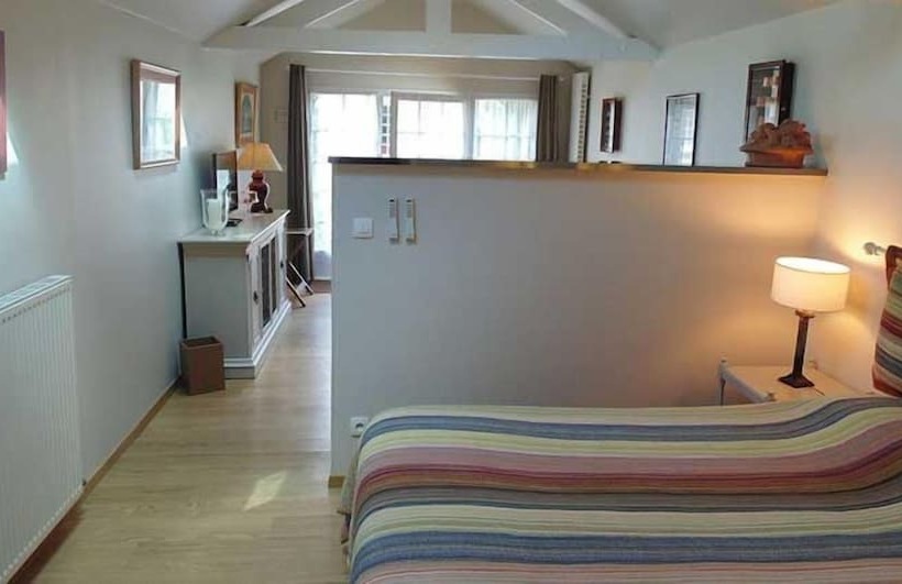 Номер Стандарт, Clos Saint Nicolas