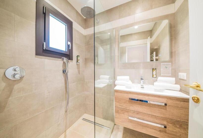 스탠다드 룸, Brin D Azur Saint Tropez