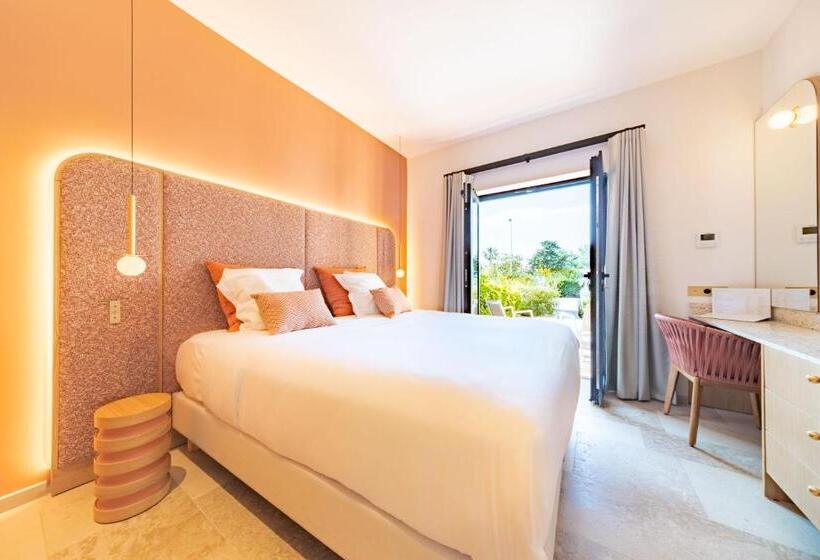 스탠다드 룸, Brin D Azur Saint Tropez