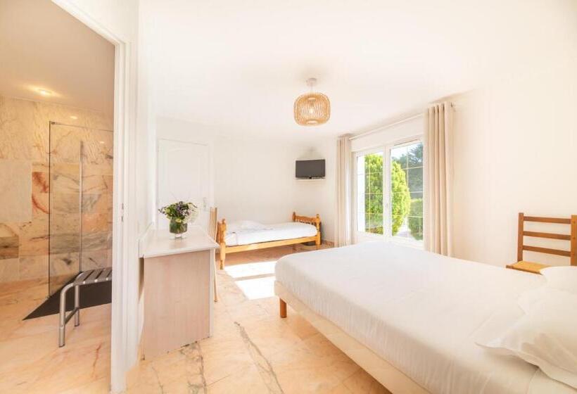 디럭스 룸, Brin D Azur Saint Tropez