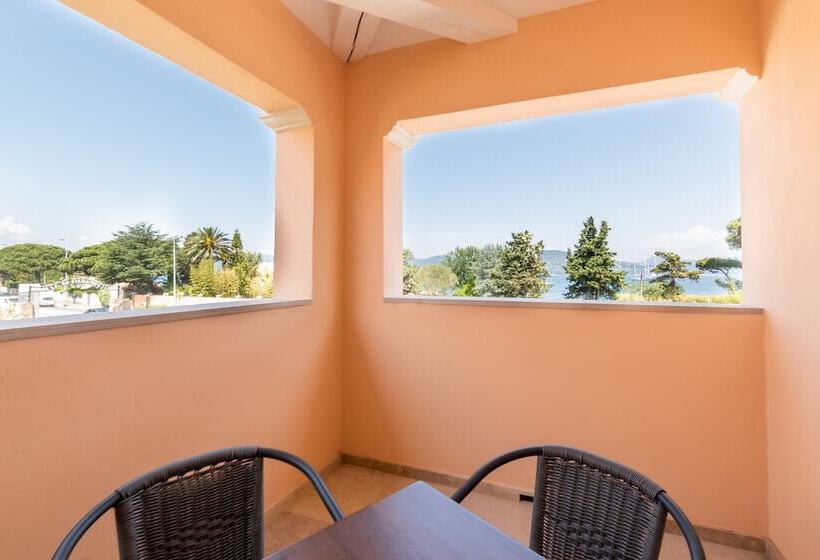 수피리어 룸, Brin D Azur Saint Tropez