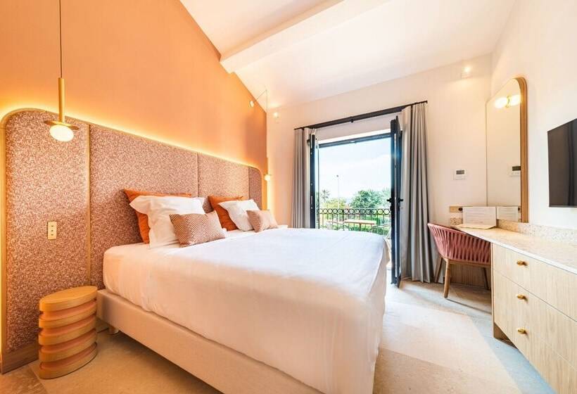 수피리어 룸, Brin D Azur Saint Tropez