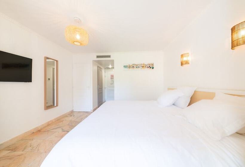 디럭스 룸, Brin D Azur Saint Tropez