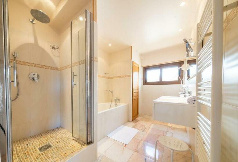 수피리어 스위트, Brin D Azur Saint Tropez