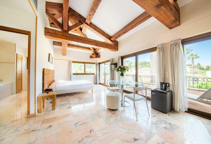 수피리어 스위트, Brin D Azur Saint Tropez