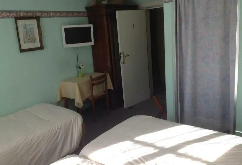 Standard Triple Room, Hôtel Restaurant Zum Schnogaloch