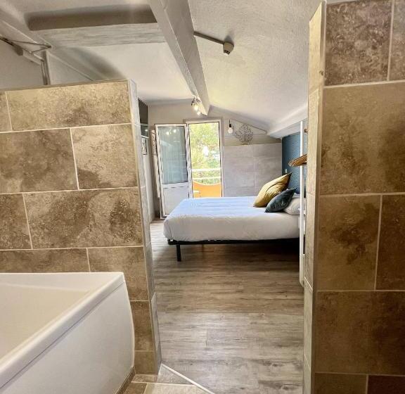 带海景的标准房, La Calanque