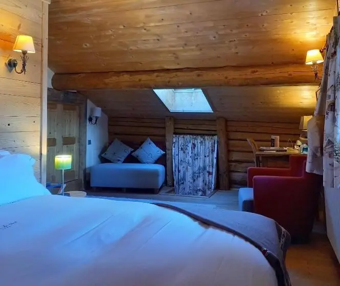 景色の見えるトリプルスタンダードルーム, La Ferme Du Chozal, Chalet De Tradition