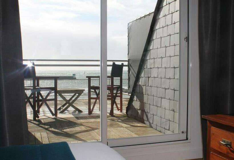 オーシャンビュースタンダードルーム, Le Poisson D Avril