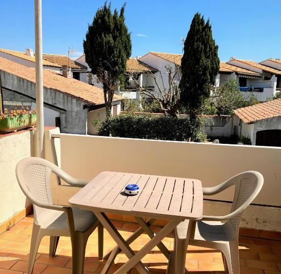 标准间带露台, Lou Marquès