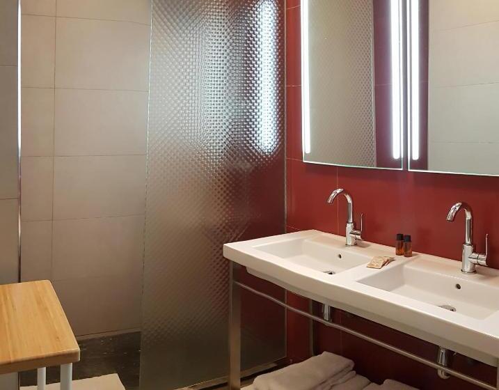 ファミリールーム, Pyrenées Atlantique