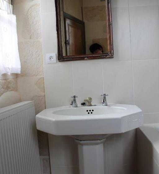 Номер Стандарт с Гидромассажем, Chateau Du Four De Vaux