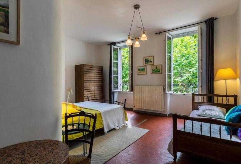 스탠다드 룸, La Féraude   Pays D Aix En Provence