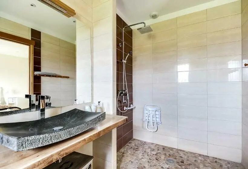 Superior-huone, Relais De L Alsou
