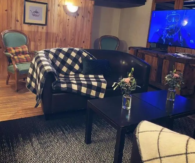 浴室共有ファミリールーム, Hôtel Restaurant La Petite Auberge