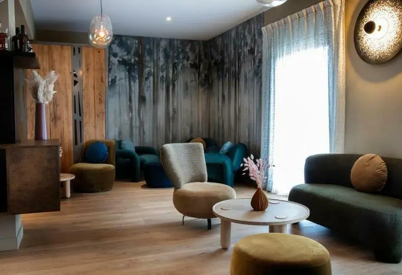 スーペリアールーム, Auberge Pom'poire