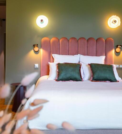 Номер Deluxe, Auberge Pom'poire