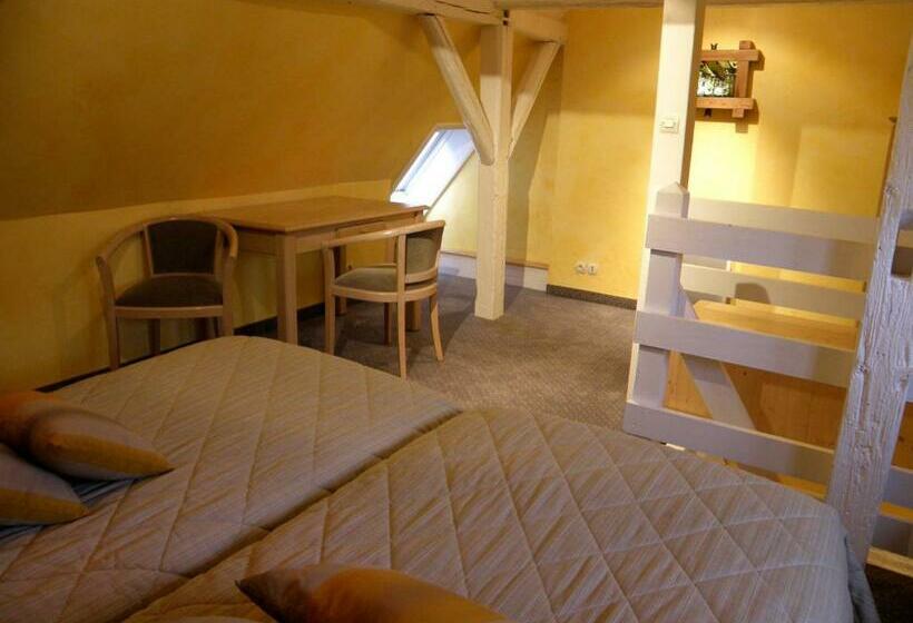 غرفة دوبلكس, Caveau De L Ami Fritz